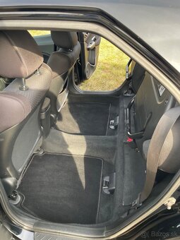 Honda Civic 8g 1.8 - 10
