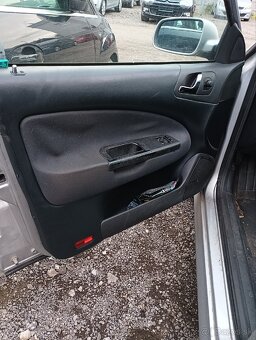 Náhradné diely 1.9 TDi 74kw 2003 pd v RS pakete - 10