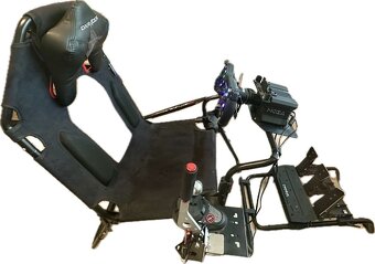 MOZA R9 V2 cocpit - 10
