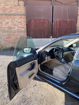 Predám Subaru Legacy 3.0 H6 - 10