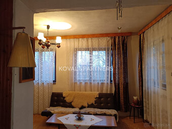 Rodinný dom s veľkým pozemkom - Veľký Kýr - 10