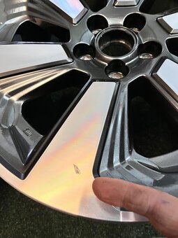 5x100 R17 originál disky Subaru Forester - 10