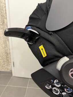 Cybex Cloude Z i-Size - 10