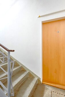 Prodej bydlení 2+1, kde se snoubí městský život s přírodou - 10