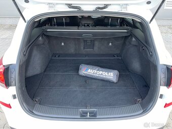 Hyundai i30 CW 1.6 CRDi Family - 10