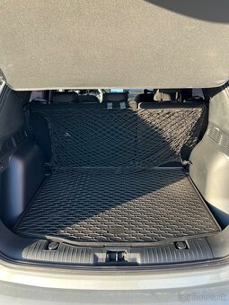 Kuga - 10