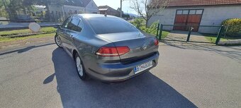 Volkswagen Passat 2.0 TDI BMT Comfortline - 10