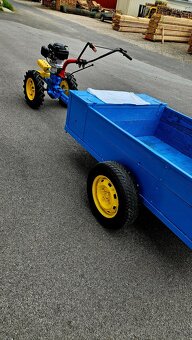Predám traktor AGZAT s vlečkou - 10