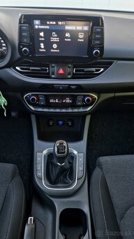 Hyundai i30 1,5 GDi 117kW Edícia 30, 7/2021 - 10