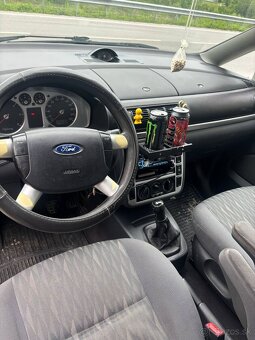 Ford galaxy - 10