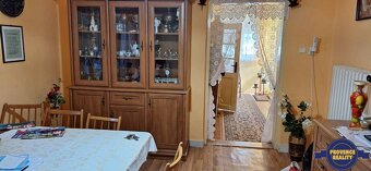 PREDAJ: Rodinný dom s pozemkom - TRÁVNIK, MIMORIADNA PONUKA - 10