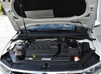 VW Passat combi R-Line 4x4 - 10