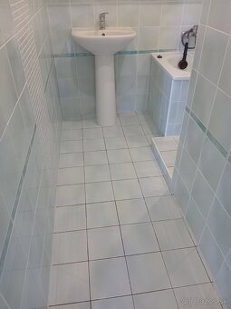 Na predaj veľký 3 izb.byt s balkónom v peknom prostredí - 10