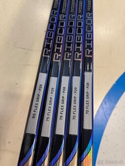 UPLNE NOVA PROFI HOKEJKA CCM RIBCOR TRIGGER 9 SIGMATEX - 10
