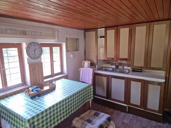 Na predaj murovanú chatu so záhradou v meste Prievidza. - 10