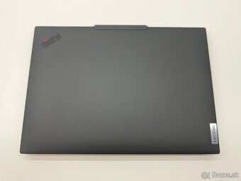 Lenovo ThinkPad P14s Gen5 14" R7PRO-8840HS/32GB/1TB/FHD - 10
