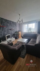3,5 izbový byt  priestranný s logiou na Novomeského ulici - 10