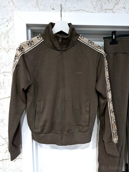 Guess Britney 3x khaki zlata teplakova suprava - 10
