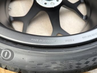 Originál letní kolesa Audi RS6 R22 Performance - 10
