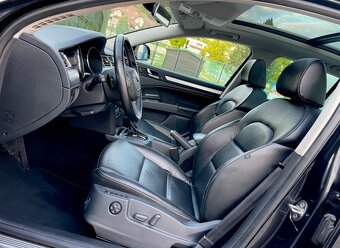 Skoda Superb Combi 2.0 TDI DSG 4X4 Elegance Max - 10