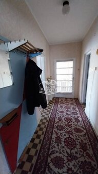 Rodinný, rozľahlý pozemok 712 m2, Sološnica, okres Malacky + - 10