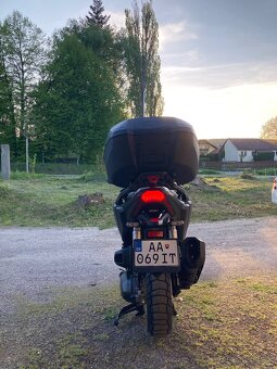 Honda ADV 350 - 10