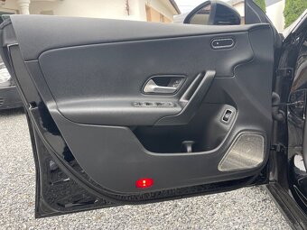 Mercedes Benz CLA 200D - 10