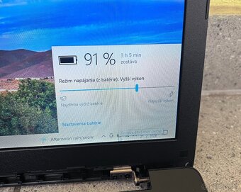 Asus X553M / Intel N2830 / 4GB RAM / 128GB SSD / 15.6" - 10