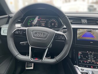 Audi Q8 eTron Sportback Quattro 250KW S-Line - 10