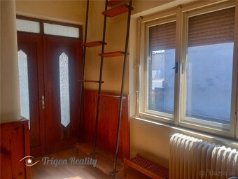 RODINNÝ DOM : : GBELCE : : 6.783 m2 pozemok - 10