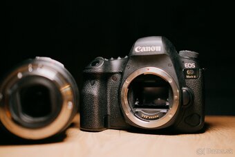 Canon EOS 6D Mark II - 10