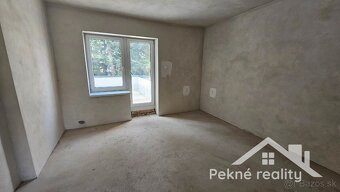 Predaj rodinného domu s garážou vo Zvolene - mestská časť Mô - 10