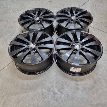 Hliníkové Volkswagen disky 5x112 R17 7J ET54 - 10