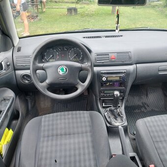 Skoda octavia 1.6 75kw combi - 10