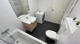 Prenájom 2i bytu na sídlisku West s vlastným parkovaním - 10