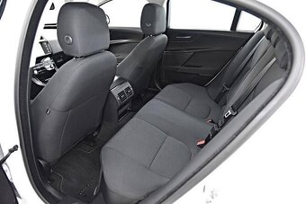 Jaguar XE, 2.0, diesel, 2018 - 10