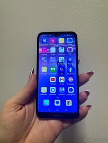 málo používaný mobil Huawei Y5 v top stave - 10