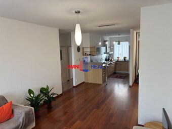 Novostavba v Axton residence - veľký priestranný 3 izbový b - 10