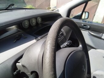 Predám PEUGEOT 8O7, r.v. 2006 - 10