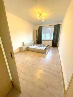 PREDAJ 2 izb BYT 57m² Strojarenska Partizánske - 10