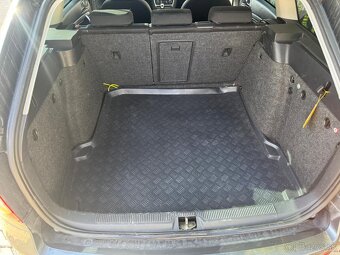 Škoda Octavia Combi 2.0 TDI - 10