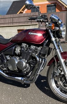 Kawasaki Zephyr - 10