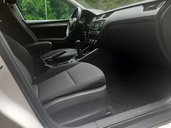 Škoda OCTAVIA 3 - 10