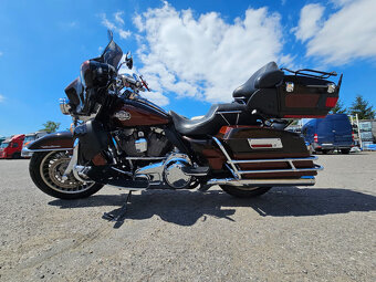 Harley-Davidson - 10