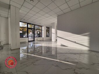 Krásny 66 m2 OBCHODNÝ PRIESTOR V SENCI - CENTRUM, NÁMESTIE 1 - 10