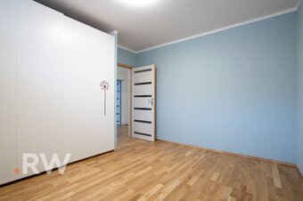 Komfortné bývanie v D. Lužnej – zrekonštruovaný RD s veľkým - 10