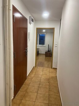 PRENÁJOM 3-IZBOVÝ BYT SEREĎ - 10