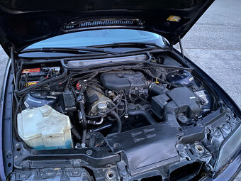 BMW E46 318i Touring LPG - 10