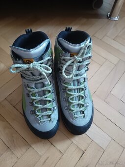 SCARPA goretex turisticke topanky VIBRAM velkost 39,5 a 38 - 10