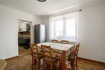 Exkluzívny predaj rodinného domu v obci Jelšovce, okres NR - 10